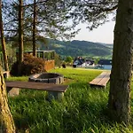Nyaraló Domino-domek 5 *
