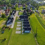 Nyaraló Domino-domek 5 *